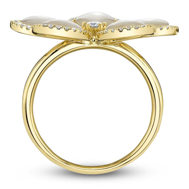 Shy Creation Yellow Gold Mother of Pearl and Diamond Flower Ring