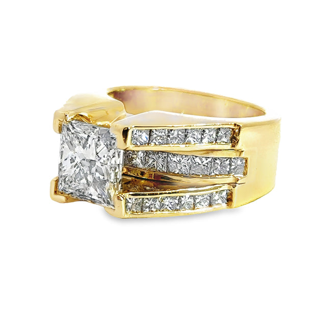 Yellow Gold Princess Cut Diamond Engagement Ring