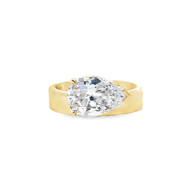 Padis Classique Solitaire Engagement Ring