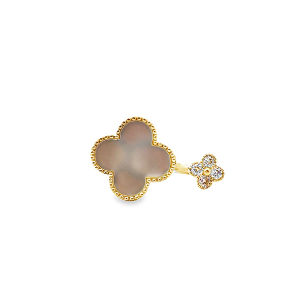 Yellow Gold Mother of Pearl and Diamond Fashion Ring