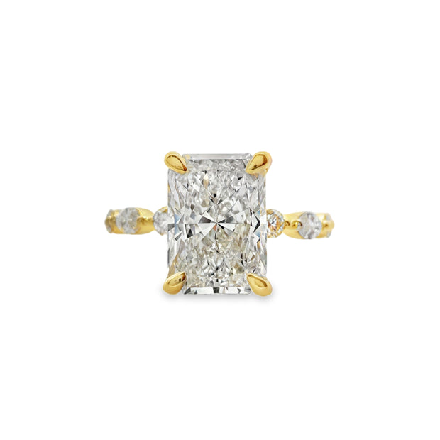 Lab Grown Yellow Gold Radiant Cut Diamond Engagement Ring