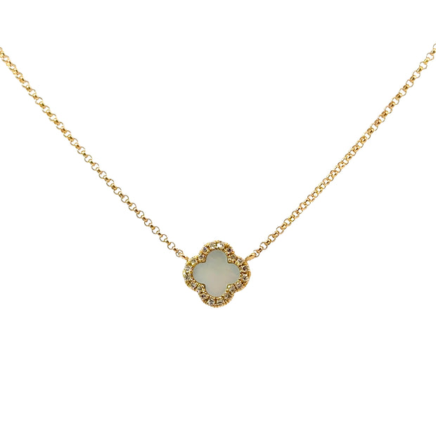 Yellow Gold Diamond and Mother of Pearl Clover Shape Fashion Necklace