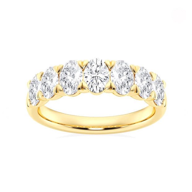 Lab Grown Oval Shape Diamond Band