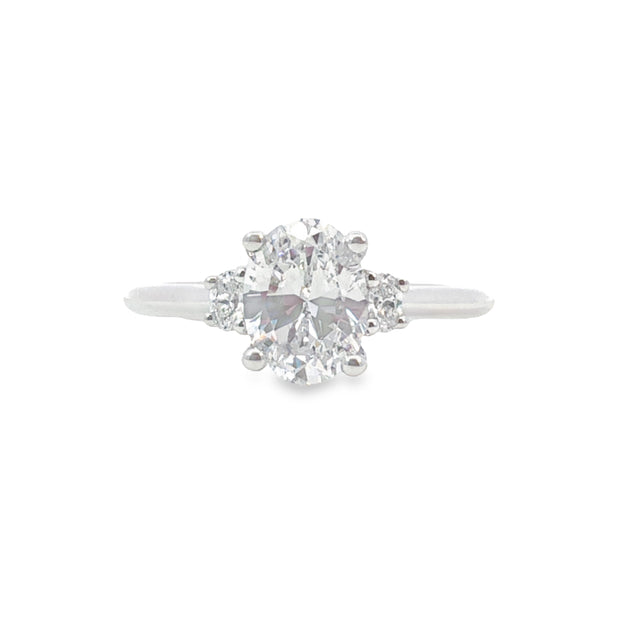 Padis Classique Three Stone Engagement Ring