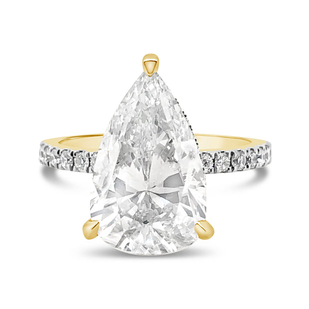 Yellow Gold Pear Shape Diamond Engagement Ring