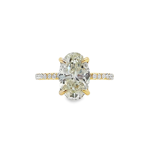 Yellow Gold Oval Shape Diamond Halo Engagement Ring